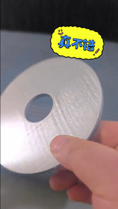 拋光拉絲機對碳鋼表面進行銹跡毛刺處理